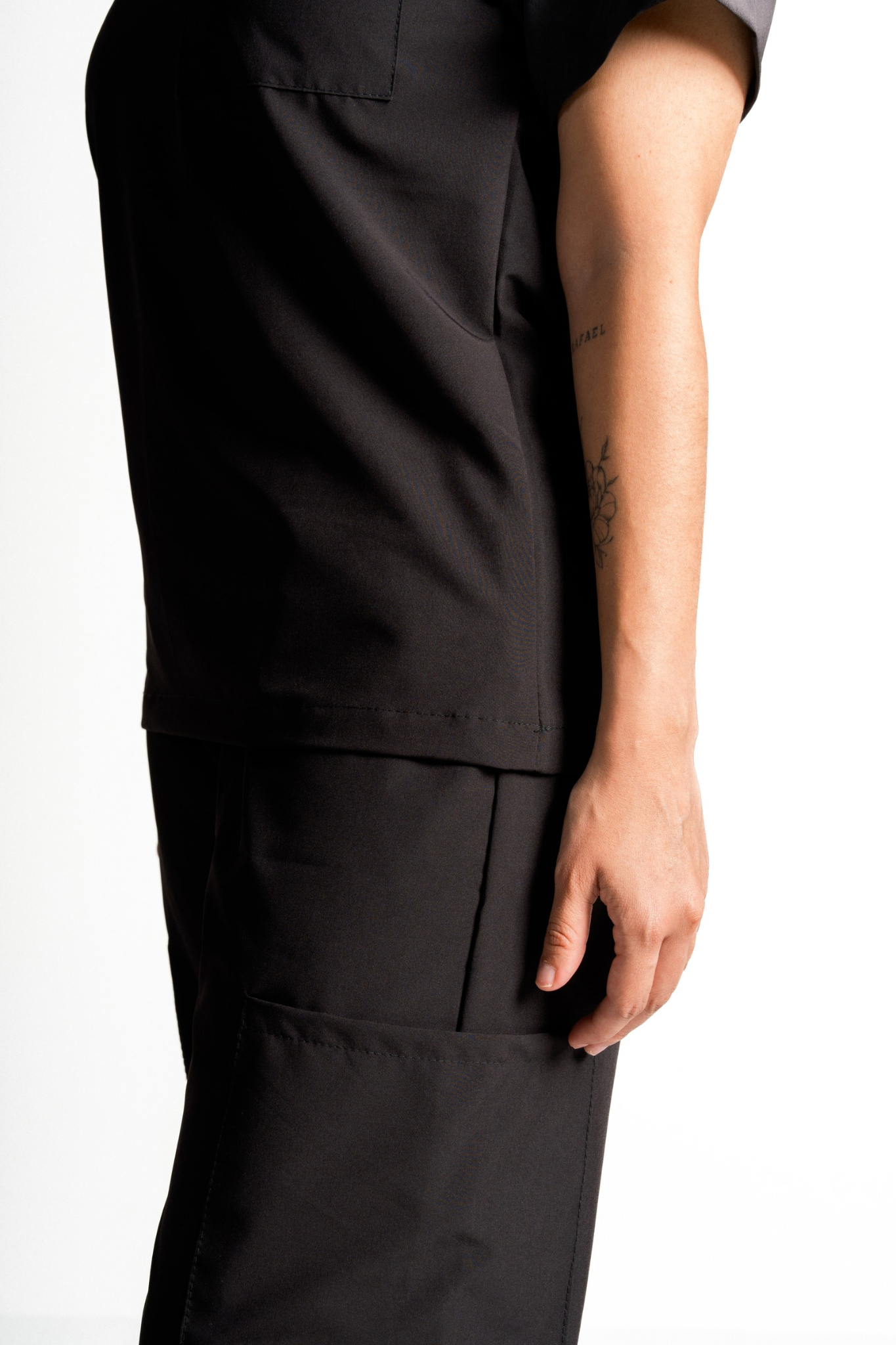 Pantalón Althea Basics Negro Infinito para mujer